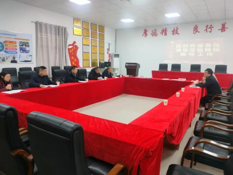 岳陽市江南通信職業(yè)技術(shù)學(xué)校有限公司,岳陽江南學(xué)校,岳陽江南通信學(xué)校,岳陽職業(yè)學(xué)校